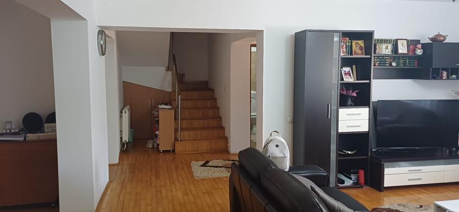 Vânzare vila P+1+M