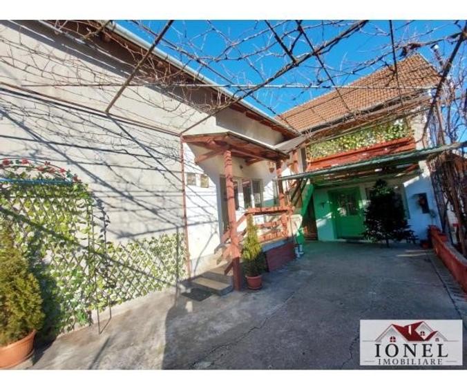 Casa de vanzare in Alba Iulia, zona Centru