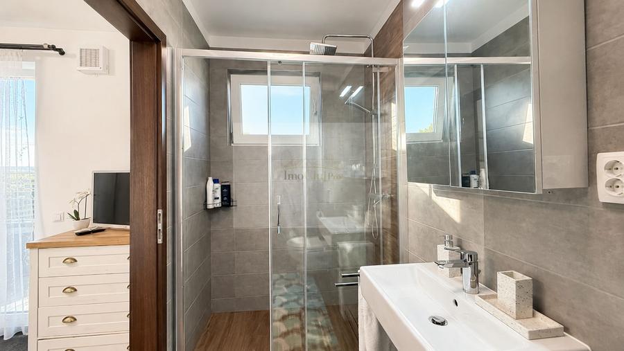 Vânzare 3 camere view panoramic zona Baza Sportivă Gheorgheni