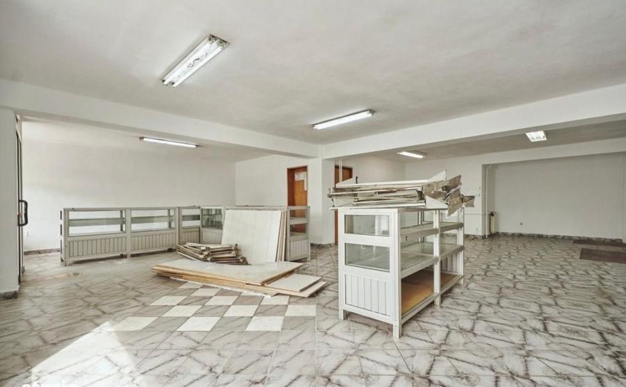 Eroii revolutiei vila 1100 mp S+P+E1+E2+M + curte 14 camere