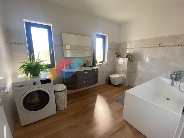 Duplex modern 4 camere, 132 mp, mobilat, utilat-Apahida