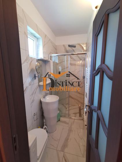 Apartament in casa, 3 camere, zona 15 Noiembrie