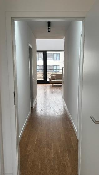 PENTHOUSE EXCLUSIVIST - MOBILAT - GATA DE MUTARE