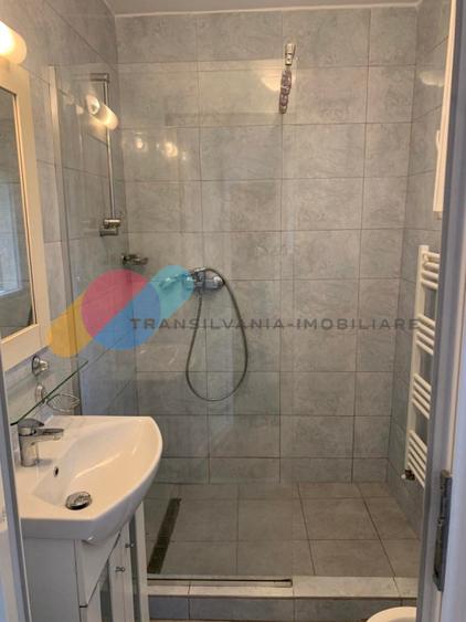 Apartament de 65 mp utili, zona Centrala (pretabil si pentru birou)