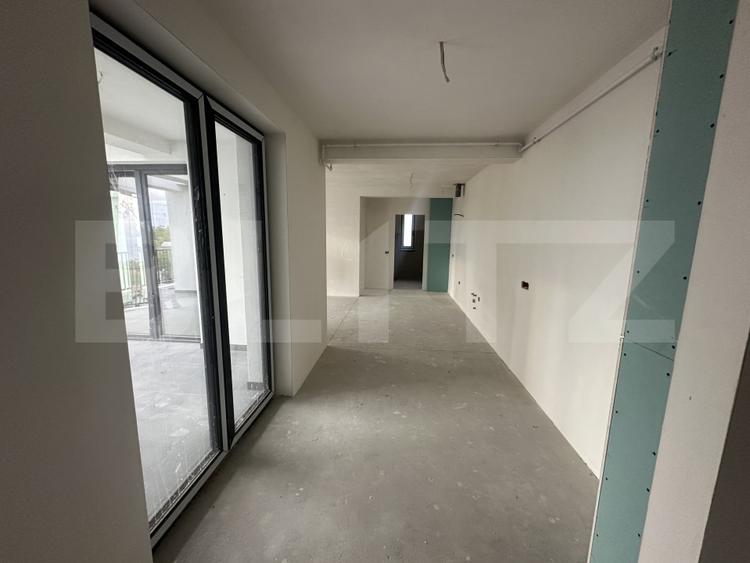 Apartament cu 3 camere, 67 mp, zona Careiului