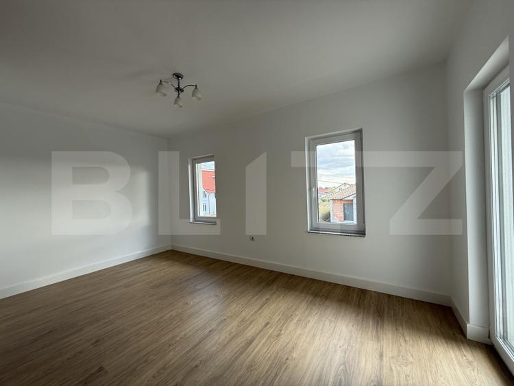 Casa cu 4 camere , 176.20 mp , zona Botiz