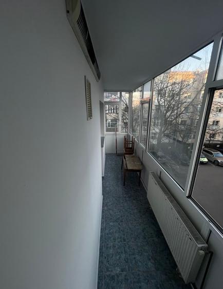 Apartament 3 camere decomandat, etajul 2/4, zona Dacia