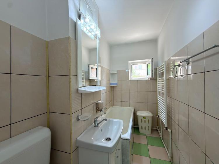 Garsoniera in Mioveni situată la etajul 1
