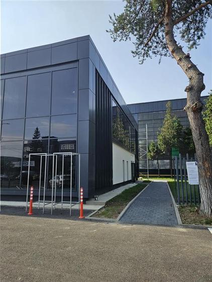 Spatiu Comercial Etaj - 500 mp - Showroom - Servicii