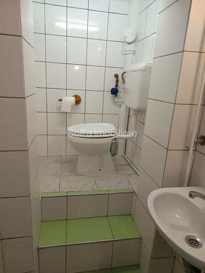 SPATIU ptr. birou cu intrare din strada, zona MIHAI VITEAZU