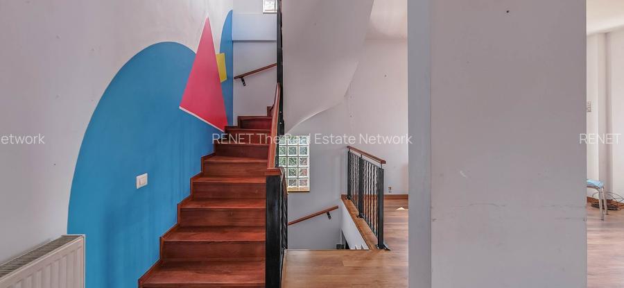Vila spațioasă, 4 camere, nemobilată, București - 9