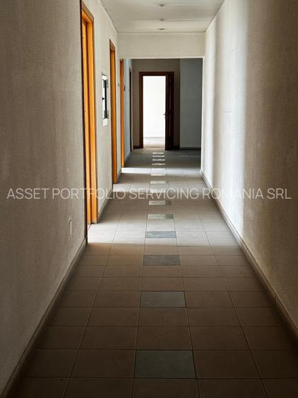 De vanzare CLADIRE CORPORATE – FOST SEDIU BANCAR - BRASOV - 28