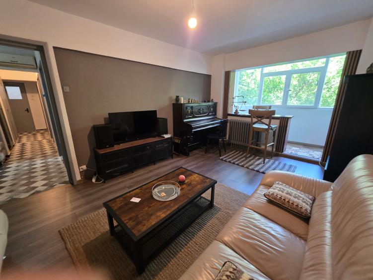 Apartament 3 camere de inchiriat Sos Colentina parc mobilat si utilat locuinta