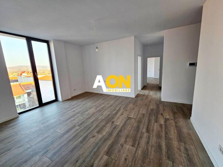 Penthouse 3 camere, 2 bai, parcare privata, 98 mp utili, ultracentral