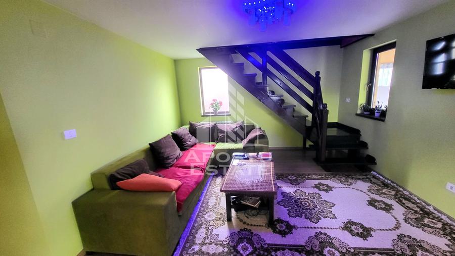 Casa individuala cu 3 camere,2 bai si garaj,Dumbravita langa Padure