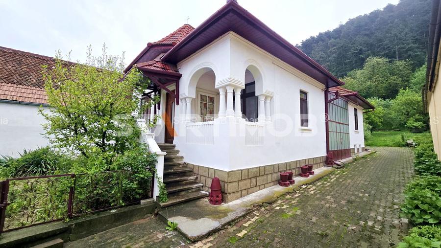 Casa 5 camere cu acces auto RASNOV - 24