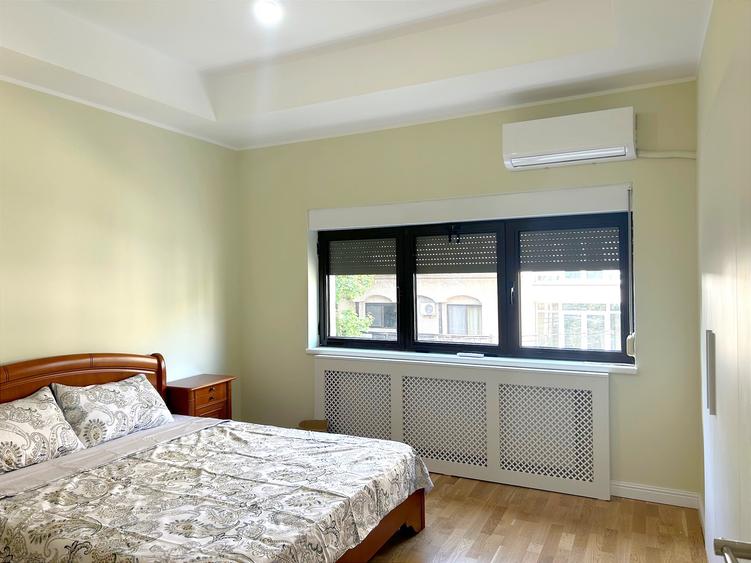 Apartament deosebit, nou renovat in imobil solid, cu arhitectura interbelică