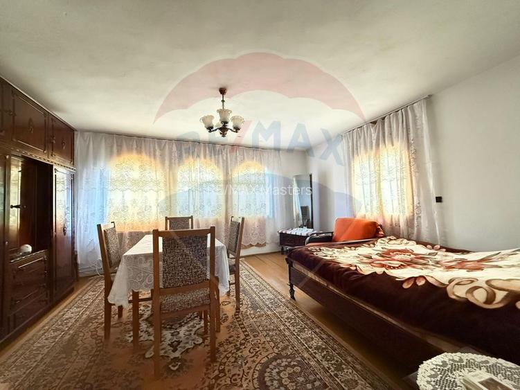 Casă DE VÂNZARE Șarul Dornei 1075 mp Teren - 21