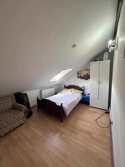 Apartament de doua camere, la mansarda, Floresti - 5