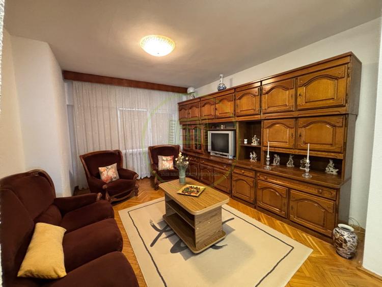 Apartament 3 camere, 70mp, Centru , zona Mercur
