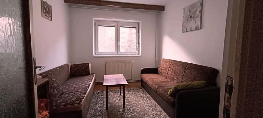 Apartament cu 3 camere in Racadau