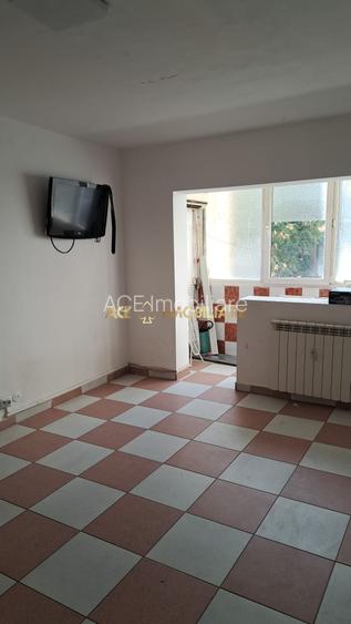 2 Camere de vanzare | Mosilor | Metrou | etaj 1 | Bloc 1986 Izolat |