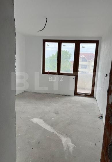 Apartament de 3 camere, 2 balcoane, 93 mp, etaj 1 - 5