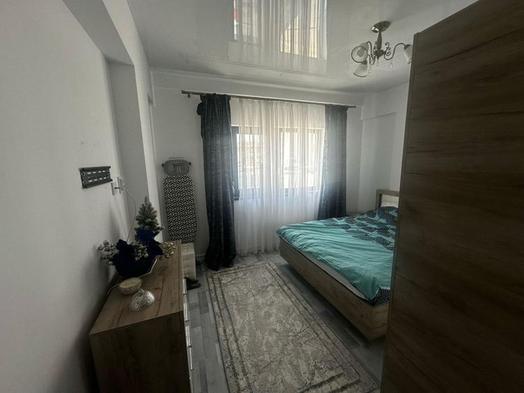 Inchiriez apartament 2 camere zona Magnolia