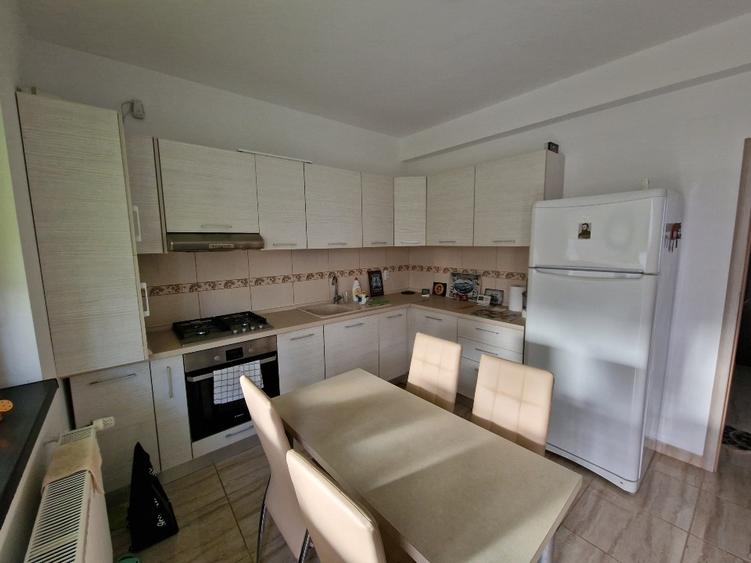 Casa individuala, P+1, 4 camere, 3 bai, 2 locuri parcare - Dudu, Chiajna