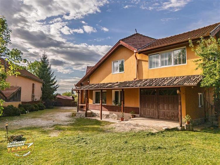 Proprietate premiata Casa Anului, cu placheta oficiala, Covasna: eleganta si aut
