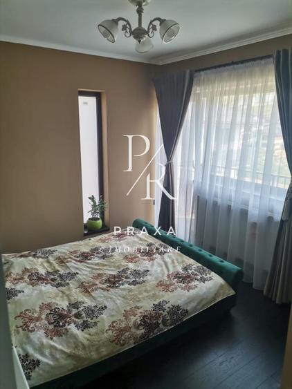 Casa idividuala, 5 camere, 160 mp, 250 mp teren, 4 parcari, zona Tautiului!