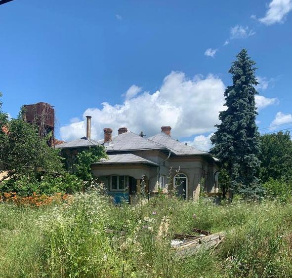Vânzare Casă Unică în Frumoasa Zonă de Deal