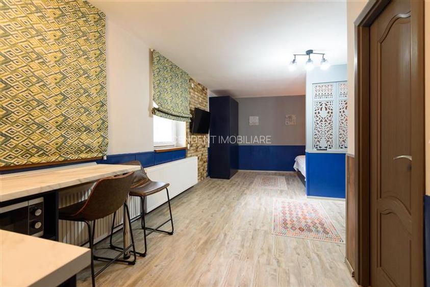 Apartament cu trei unitati locative, baie si bucatarie fiecare, central, Brasov - 40