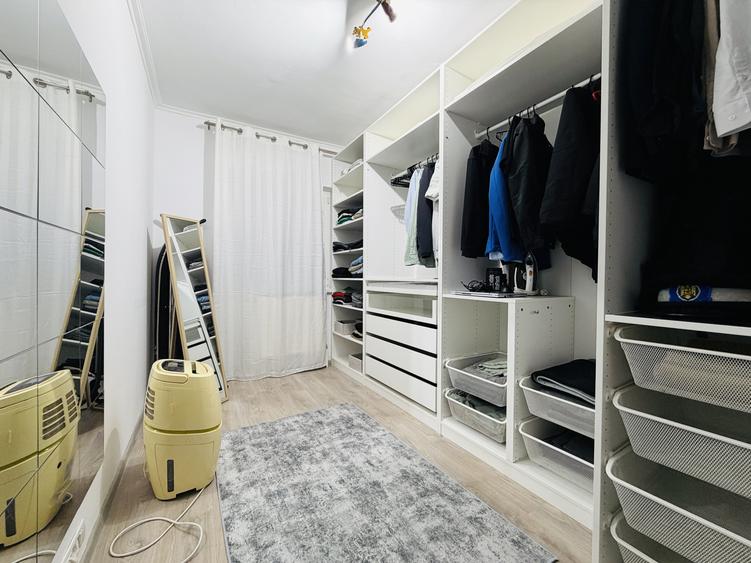 Apartament 3 camere , 56 mp utili , decomandat - Lipovei