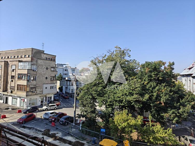 De vânzare apartament 3camere - str. Plantelor - central - 21