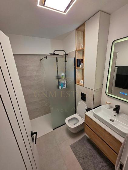 Apartament 3 camere Timpuri Noi / 2015 / Parcare