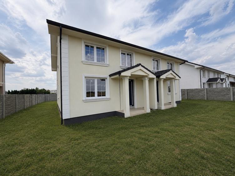 Duplex La Cheie, 3 Camere, De Neratat