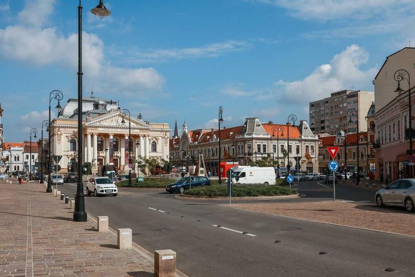 Apartament 2 camere de închiriat Piata Ferdinand, Oradea, ultracentral