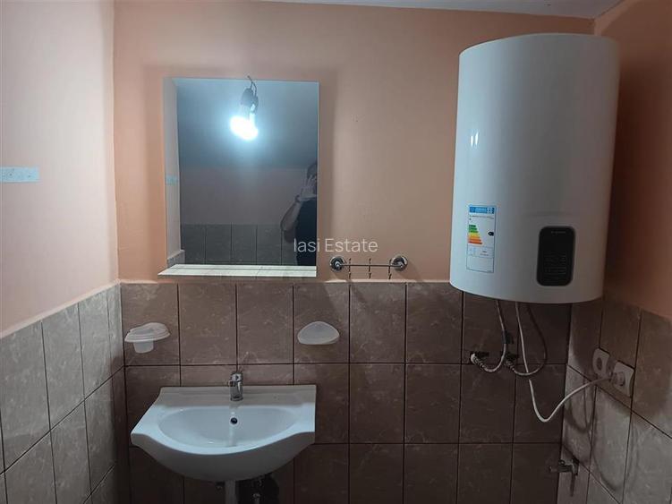 Vorovesti str Principala TEREN 1200mp cu CASA batraneasca 64mp toate utilitatile - 12