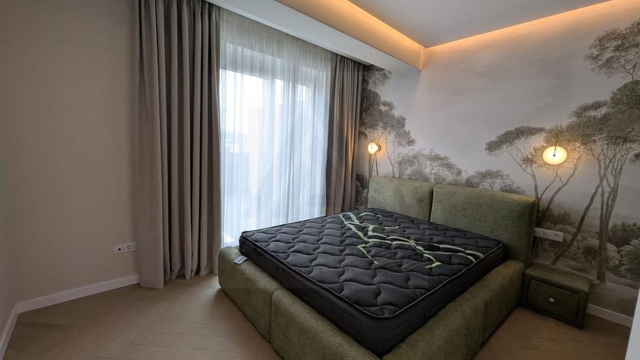 Penthouse premium 4 camere 120 mp utili terasa 88 mp zona Lazaret