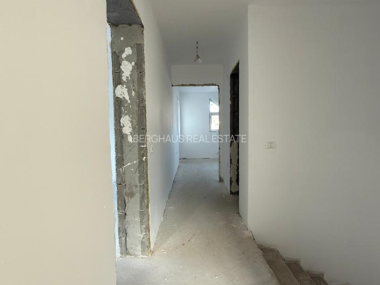 Casa in Rasnov, 5 camere, 700mp teren - 6