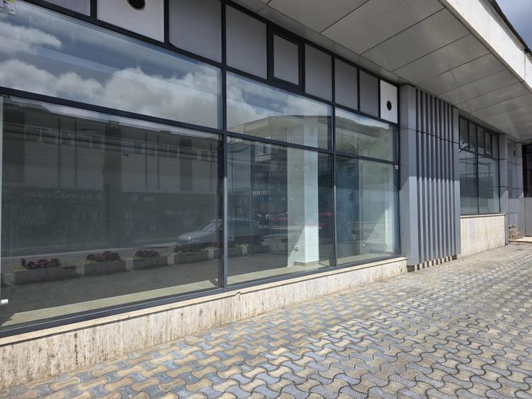 Spațiu comercial excepțional de închiriat – 250 mp, locație excelentă