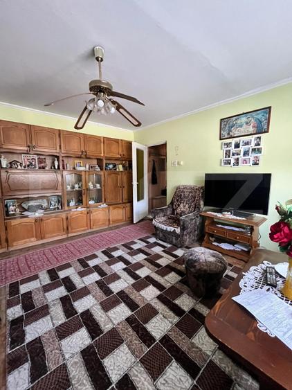 Apartament 3 camere, 64 mp, zona Decebal