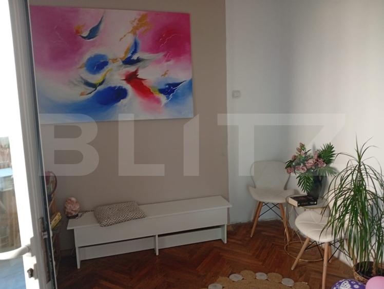 Apartament de vanzare in vila, cu 5 camere, 150 mp, zona Andrei Muresanu