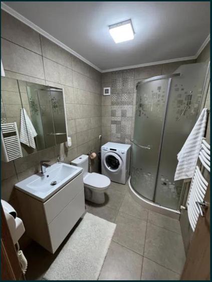 Garsoniera moderna la casa utilitati incluse Tractorul
