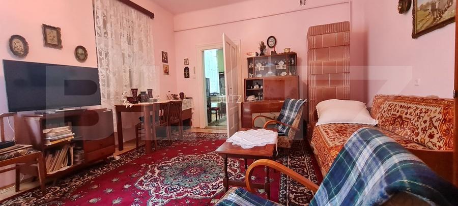 Oportunitate! Casa Bod pe un singur nivel, teren 980 mp pivnita, garaj ,mobilata - 12
