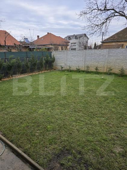 Casa 3 camere, 200 mp, Lazuri