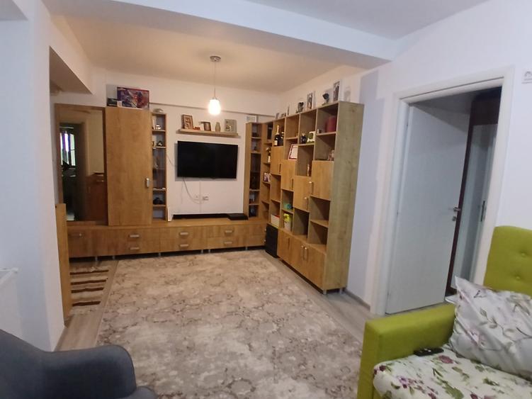 Apartament 2 camere Păcurari cu parcare, boxă și balcon spațios la 500€