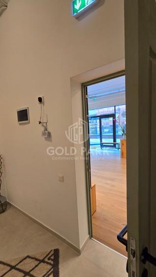 Spatiu comercial  - 80 mp utili - Vitrina - Sopor - FINISAT MODERN!