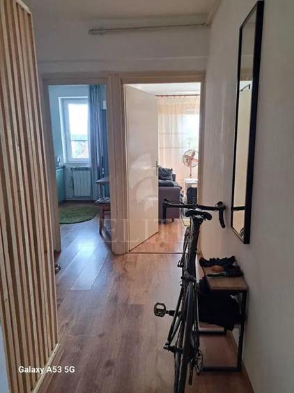 Apartament 2 camere în zona PLOPILOR